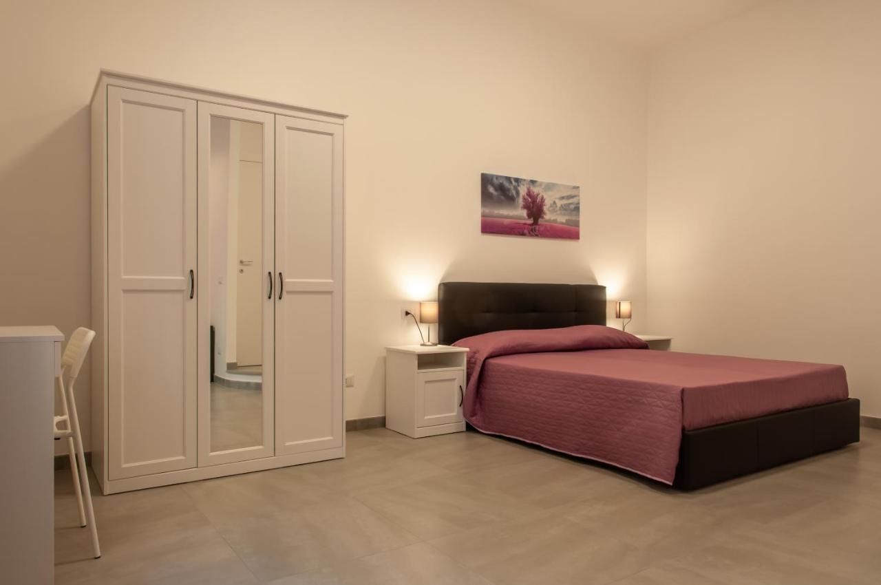 Apartment Turistico Domus Dante Di Alessandro Caravaggi Rom